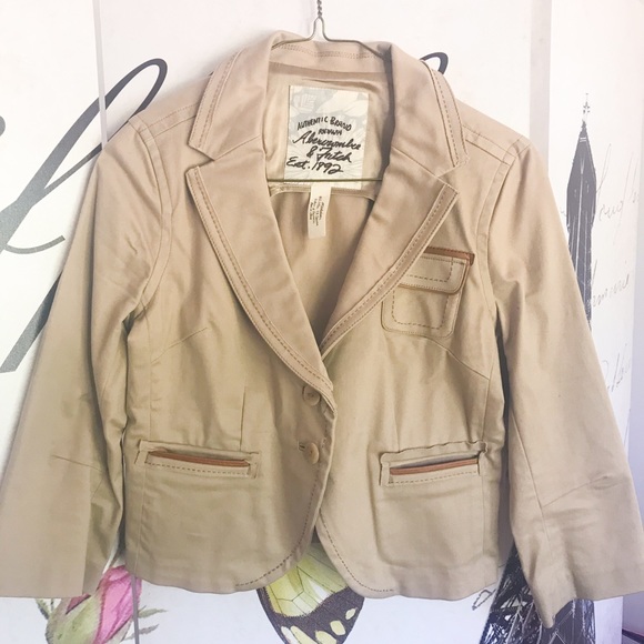 Abercrombie & Finch tan cropped blazer - Picture 1 of 4